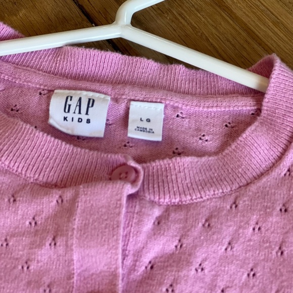 GAP. Size L (girls). Pink button up cardigan. Mint condition. - Picture 3 of 6